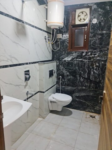 Attached Bathroom in 3 BHK Apartment at Panchsheel Vihar – for Rent