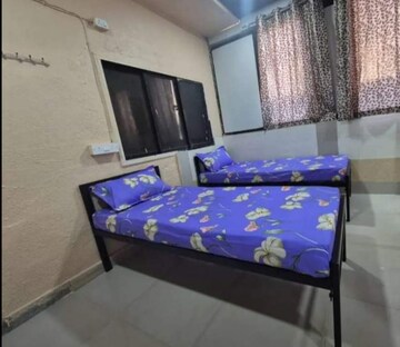 Room in  Pg at Goregaon East – for Rent
