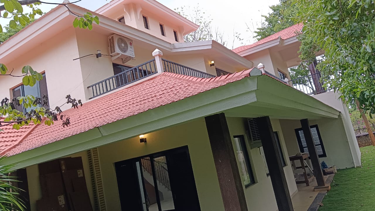 4 BHK + Servant Room 3840 Sq.Ft. Villa in Prestige Oasis