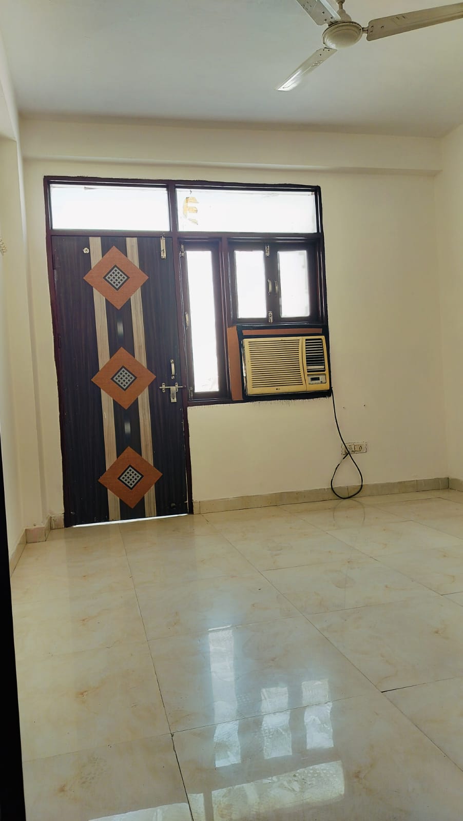 2 BHK Builder Floor For Rent in Freedom Fighters Enclave