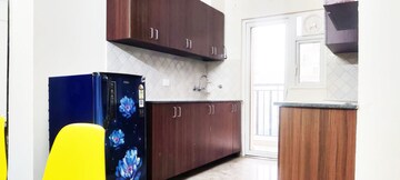 Furnished Amenities in  Pg at Amrapali Dream Valley – for Rent