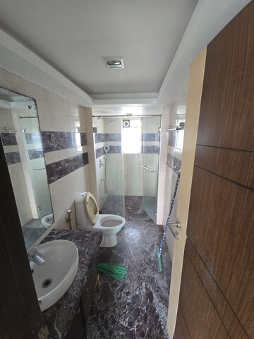 Bathroom in 4 BHK Apartment at Lilian Heights, Bandra West – for Rent