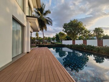 Balcony in 4 BHK Villa at Prestige Golfshire, Nandi Hills – for Rent