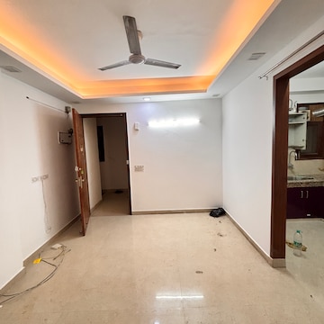 Room in 2 BHK Apartment at Chattarpur – for Rent