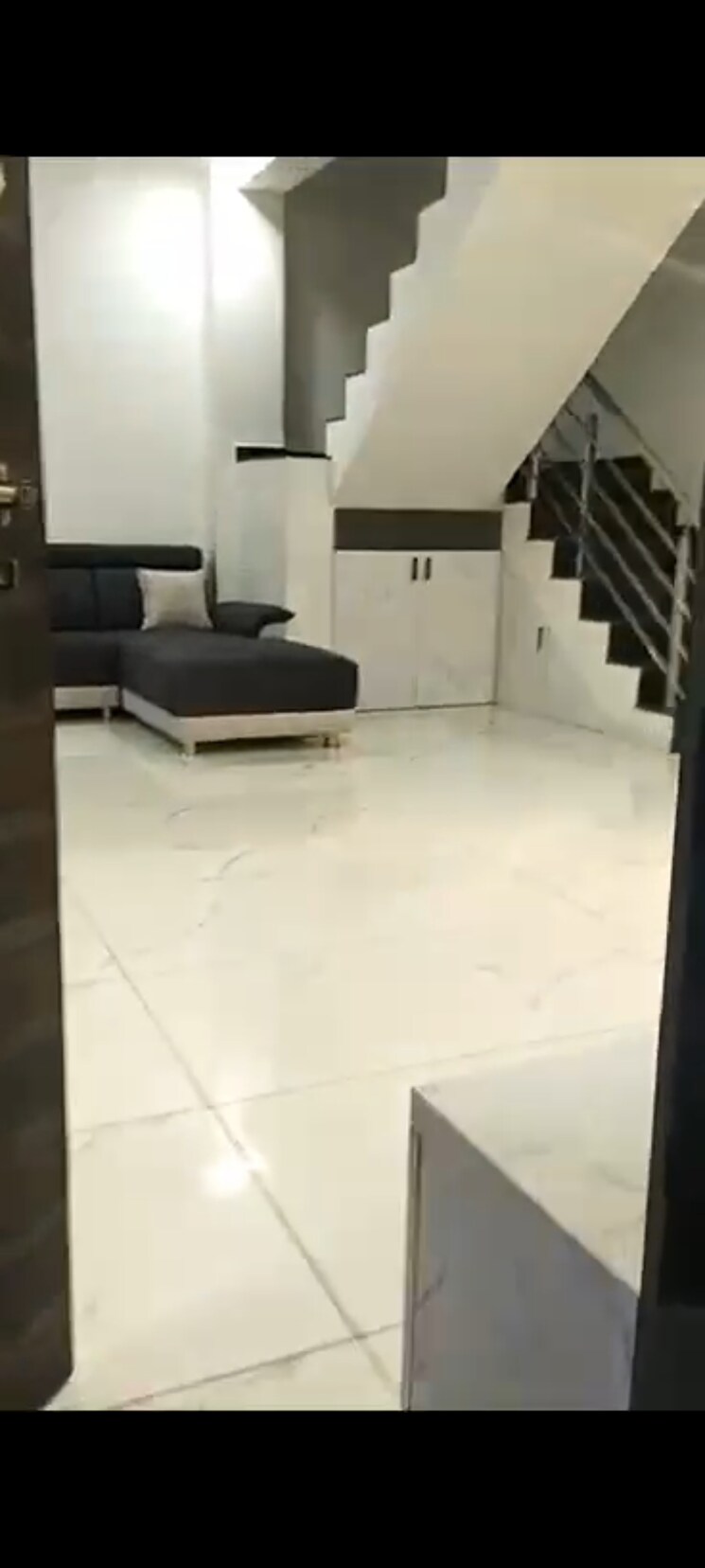 Master Bedroom, preksha-keshav-bunglows 4 Bedroom 2200 Sq.Ft. Independent House In Chandkheda Ahmedabad 8905643