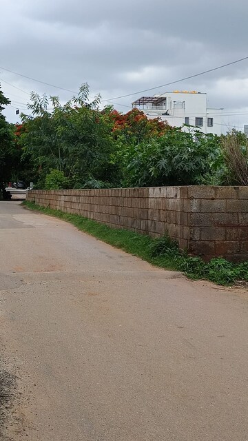  Plot For Sale in Jakkuru