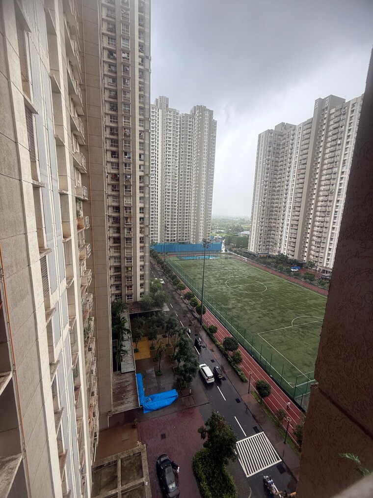 Balcony, lodha-amara 2 Bedroom 672 Sq.Ft. Apartment In Kolshet Road Thane 8905705