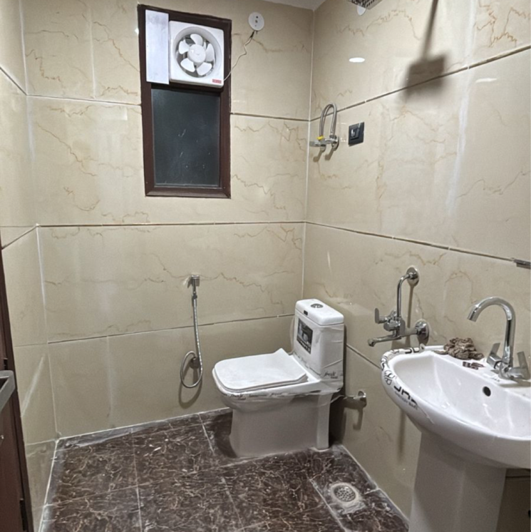 Bathroom, chattarpur 2 Bedroom 1150 Sq.Ft. Apartment In Chattarpur Delhi 8905709