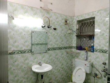Bathroom in 2 BHK Apartment at Harsh Apartments, Sector 10 Dwarka – for Rent