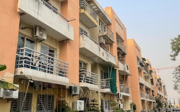 3 BHK Builder Floor For Sale in BPTP Parkland Pride, Sector 77