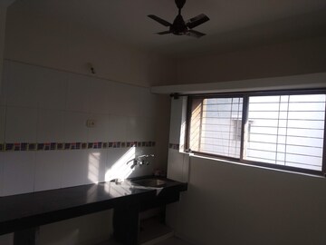 Room in 1 BHK Apartment at Siddhivinayak Karuna, Viman Nagar – for Rent