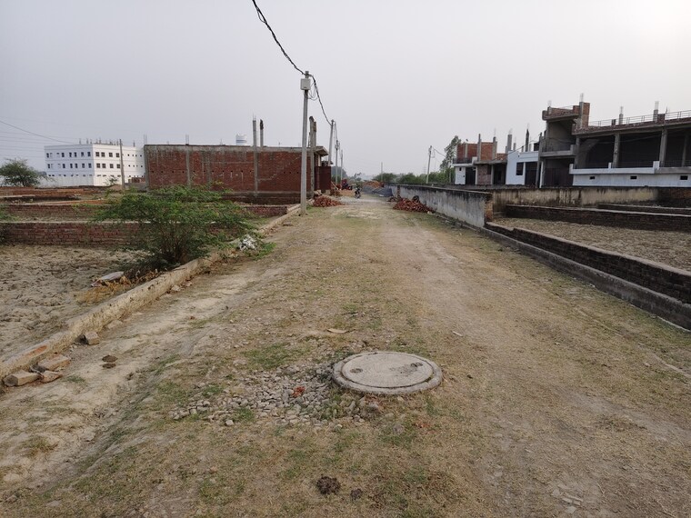 undefined, jankipuram extension  800 Sq.Ft. Plot In Jankipuram Extension Lucknow 8905796