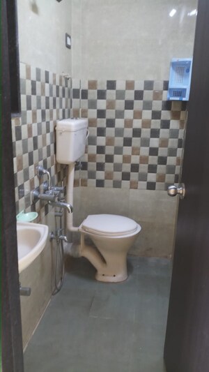 Attached Bathroom in 6+ BHK Apartment at Bhandup Subhakamana CHS, Bhandup East – for Sale