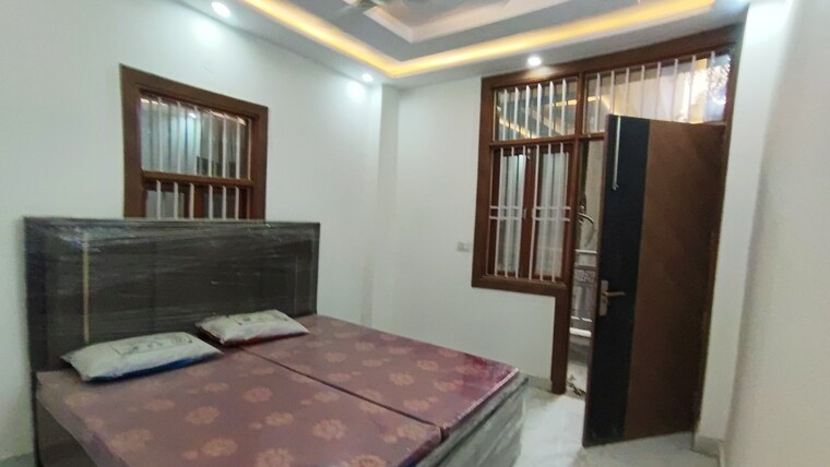 Bedroom, suraj vihar 3 Bedroom 100 Sq.Yd. Builder Floor In Suraj Vihar Delhi 8905821
