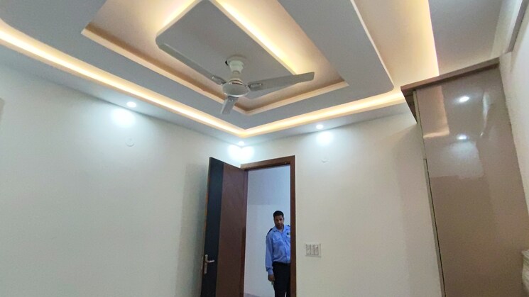 Other, suraj vihar 3 Bedroom 100 Sq.Yd. Builder Floor In Suraj Vihar Delhi 8905821