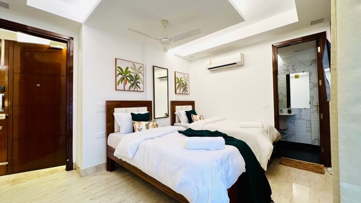Bedroom, florence-nightingale-lane 3 Bedroom 1600 Sq.Ft. Builder Floor In Green Park Delhi 8905844