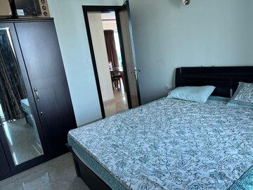 Bedroom in 2 BHK Apartment at Raheja Atlantis, Lower Parel – for Rent