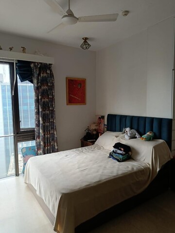 Bedroom in 2 BHK Apartment at Lodha The Park, Worli – for Rent