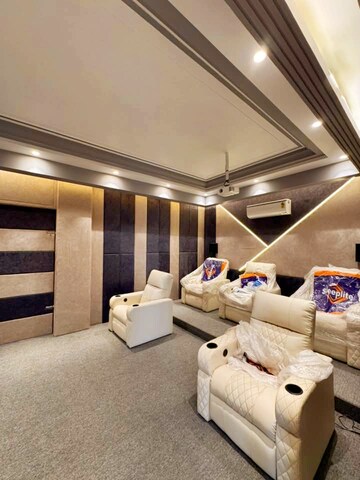 Furnished Amenities in 5 BHK Independent House at Vaishali Nagar – for Sale