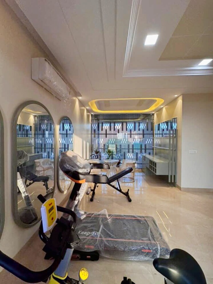 Gym, vaishali nagar 5 Bedroom 200 Sq.Yd. Independent House In Vaishali Nagar Jaipur 8905885