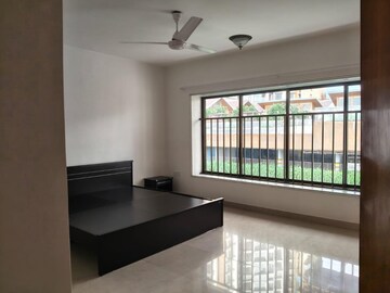 2 BHK Apartment For Rent in Three View CHS, Prabhadevi