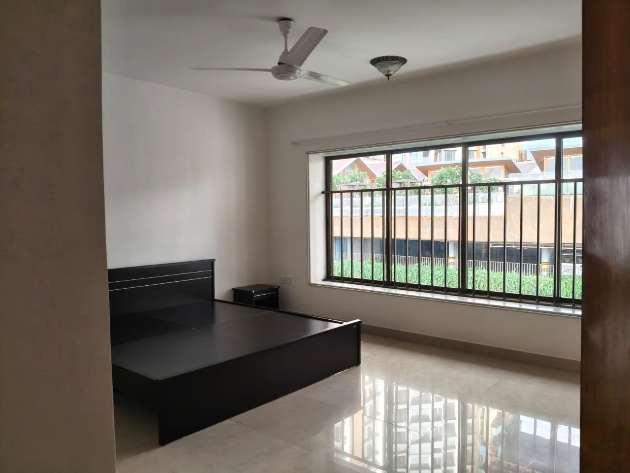 2 BHK + Servant Room Apartment For Rent in Three View CHS