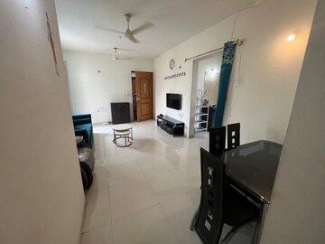 Master Bedroom in 2 BHK Apartment at Nyati Abode, Bavdhan – for Rent