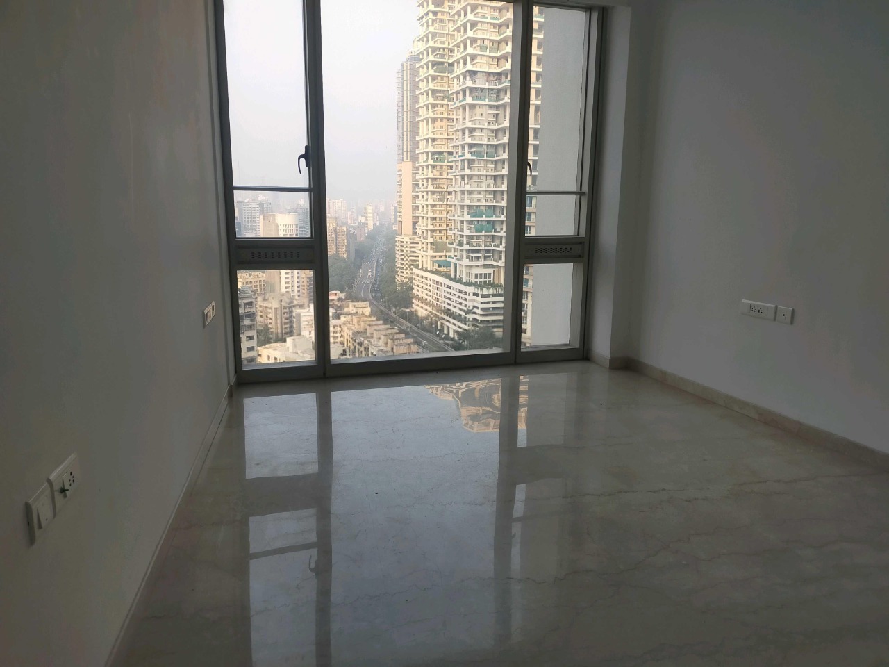 2 BHK Apartment For Rent in Lodha The Park