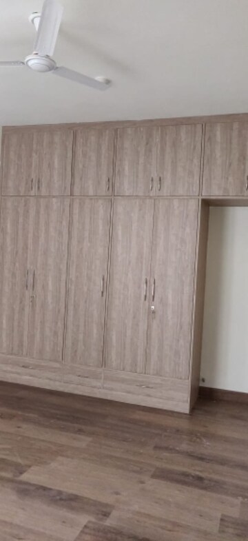 Furnished Amenities in 3.5 BHK Apartment at Alphacorp Gurgaon One 84, Sector 84 – for Rent