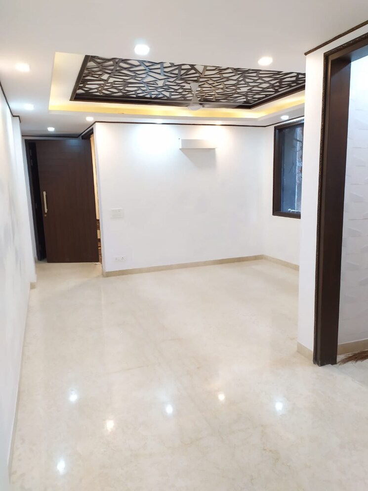 Room, govindpuri 3 Bedroom 920 Sq.Ft. Builder Floor In Govindpuri Delhi 8905916