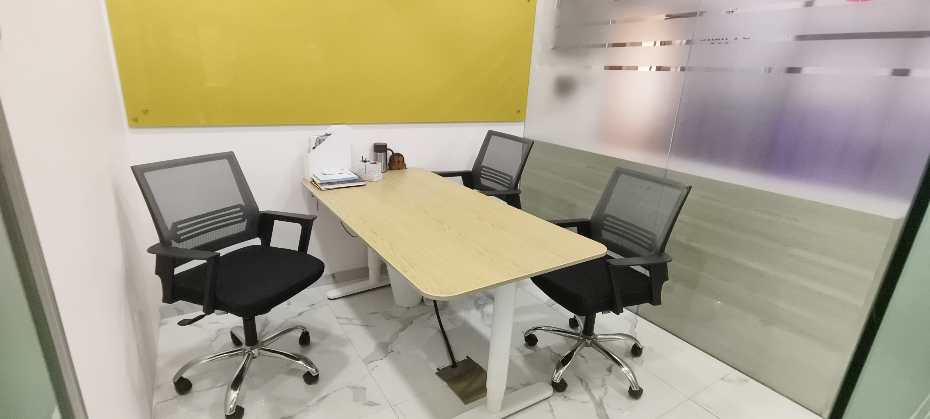 Office Space For Rent in ACME Plaza