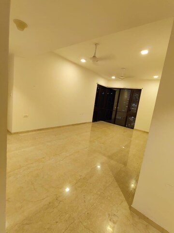 Room in 2 BHK Apartment at Lodha Allura, Worli – for Rent