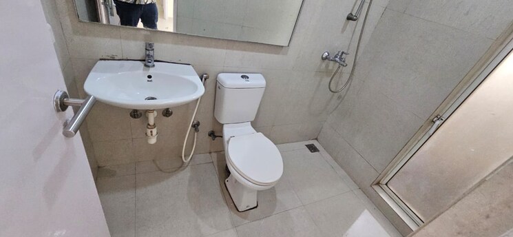 Bathroom, blue-bell-hiranandani-estate 1 Bedroom 550 Sq.Ft. Apartment In Ghodbunder Road Thane 8905946