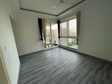 Room in 3 BHK Apartment at Jaypee Pavilion Heights IV, Sector 128 – for Rent