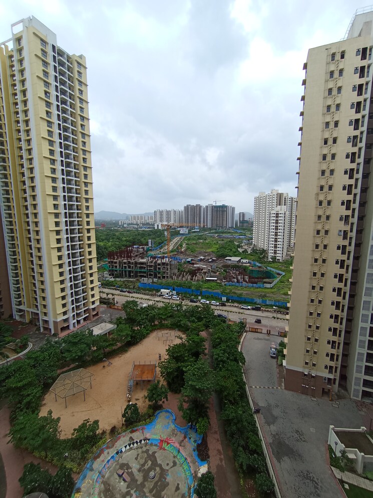 Exterior View, runwal-gardens-phase-2 3 Bedroom 904 Sq.Ft. Apartment In Dombivli East Thane 8905952