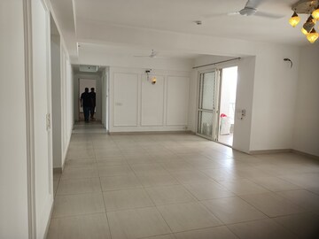Room in 4 BHK Apartment at Lotus Panache, Sector 110 – for Rent