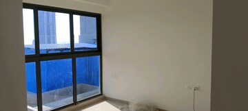 2 BHK Apartment For Rent in Lodha Vista, Lower Parel