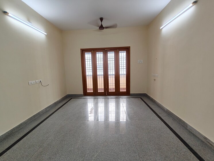 Room, nungambakkam 3 Bedroom 1600 Sq.Ft. Apartment In Nungambakkam Chennai 8906056