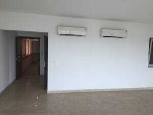 Room in 2 BHK Apartment at DB Woods, Goregaon East – for Sale