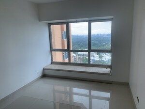 Room in 2 BHK Apartment at DB Woods, Goregaon East – for Sale