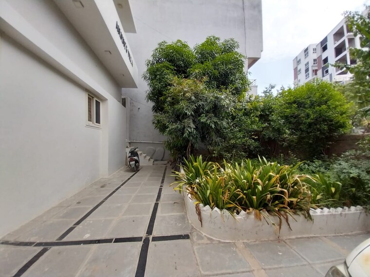 Balcony, neknampur 4 Bedroom 3500 Sq.Ft. Independent House In Neknampur Hyderabad 8906109