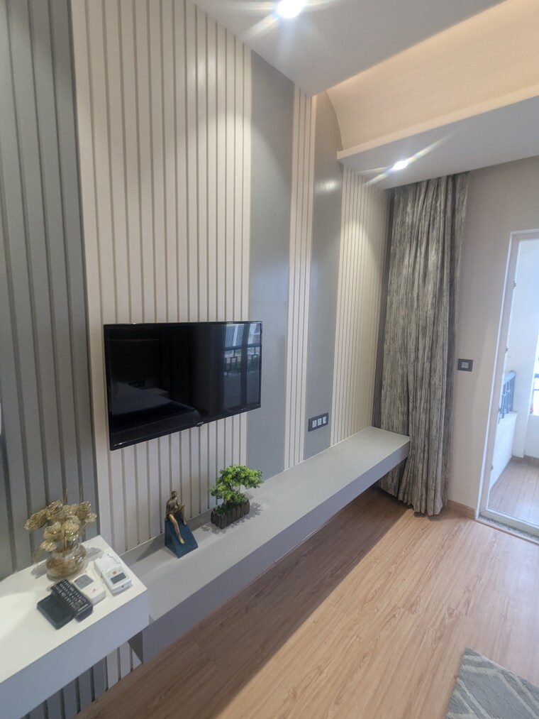 Room, shahastradhara road Studio 555 Sq.Ft. Apartment In Shahastradhara Road Dehradun 8906128