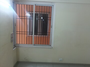 Room in 2 BHK Apartment at Aditya Urban Homes, Shahpur Bamheta – for Rent