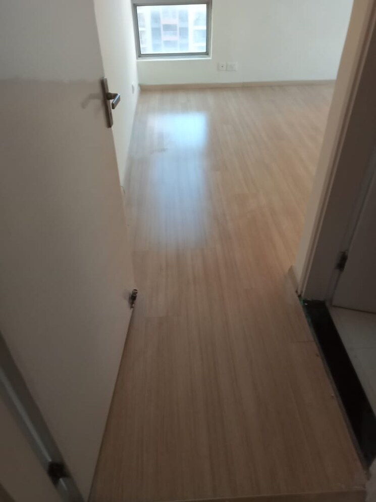 Room, pioneer-park-phase-1 2 Bedroom 1380 Sq.Ft. Apartment In Sector 61 Gurgaon 8906151