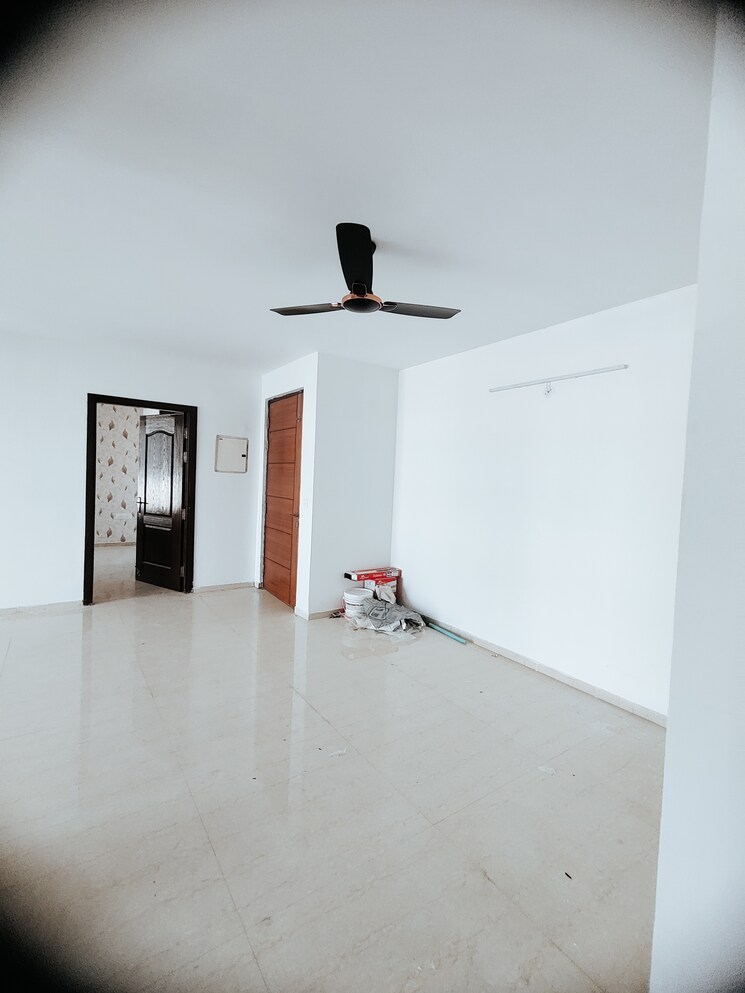 Room, omaxe-royal-residency-faridabad 3 Bedroom 1925 Sq.Ft. Apartment In Sector 79 Faridabad 8906182