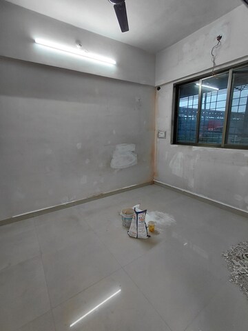Room in 1 BHK Apartment at Jogeshwari East – for Rent