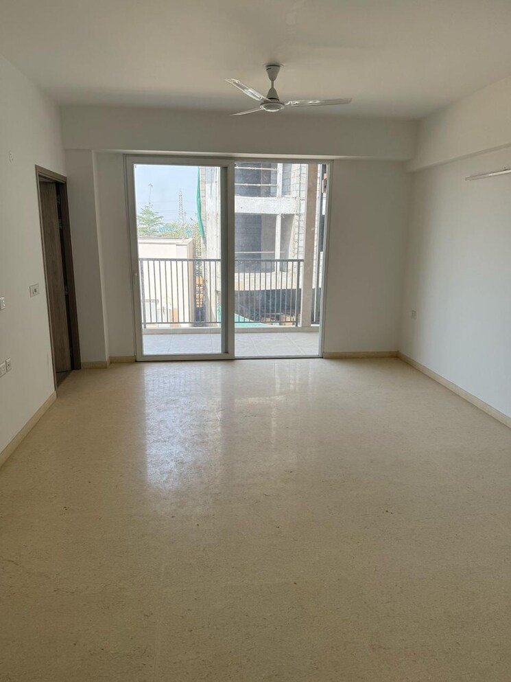 Room, dlf-gardencity-enclave 3 Bedroom 1600 Sq.Ft. Builder Floor In Sector 93 Gurgaon 8901153