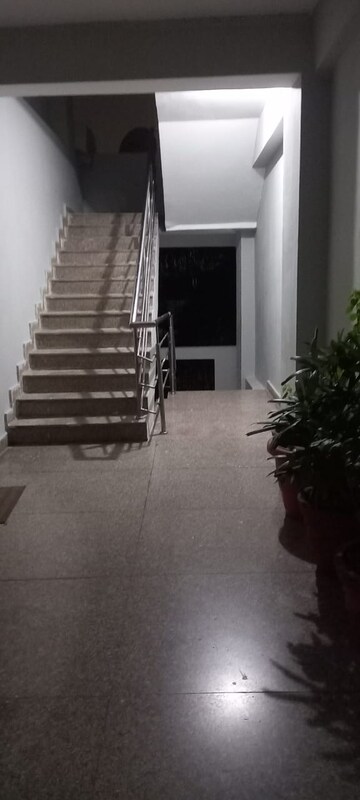2 BHK Builder Floor For Rent in Sahastradhara Road