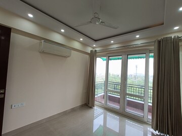 Room in 3 BHK Apartment at Orchid Valley Apartment, Sector 19 Dwarka – for Rent