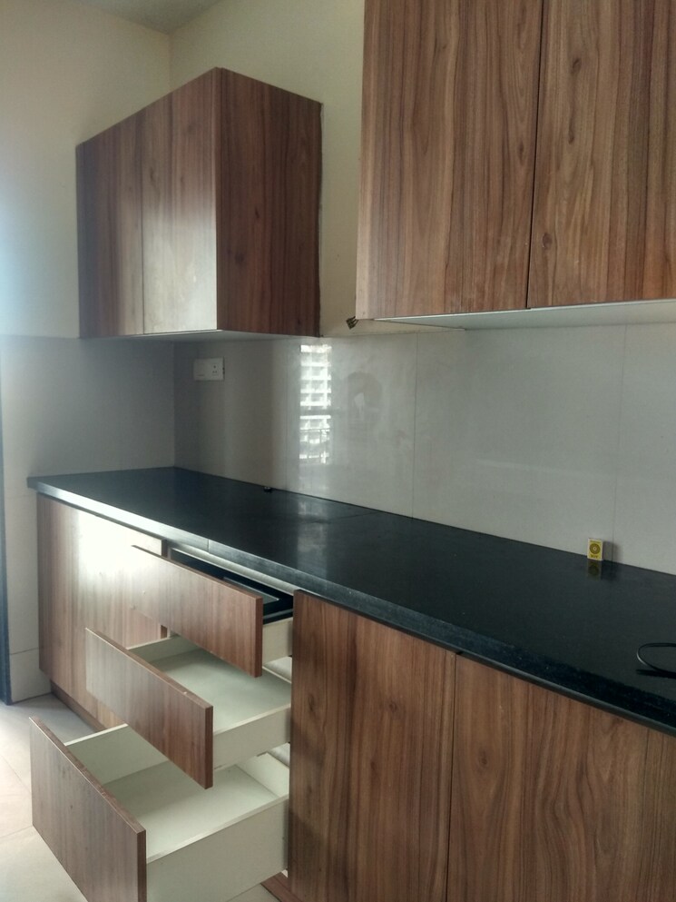 Kitchen, lodha-splendora 2 Bedroom 771 Sq.Ft. Apartment In Ghodbunder Road Thane 8906297